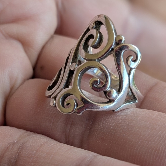 James Avery 925 Sterling Silver Open Sorrento Ring - Picture 6 of 12